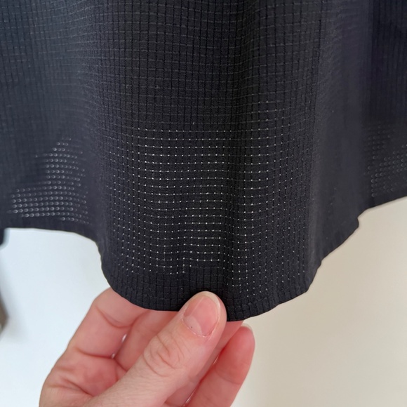 Lululemon Ventlight Button Up Shirt - Picture 6 of 6